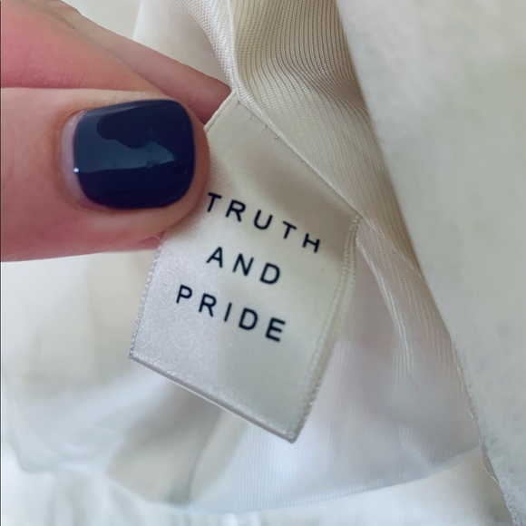 Leather Jacket - Picture 7 of 8